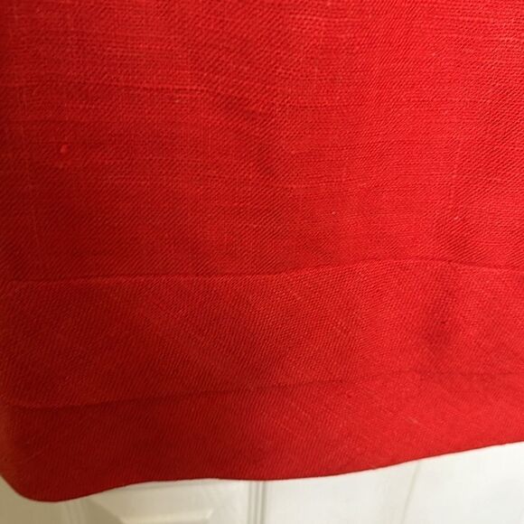 Valentino Classic 100% Silk Sleeveless Sheath, Red, Size 6. - Picture 5 of 12